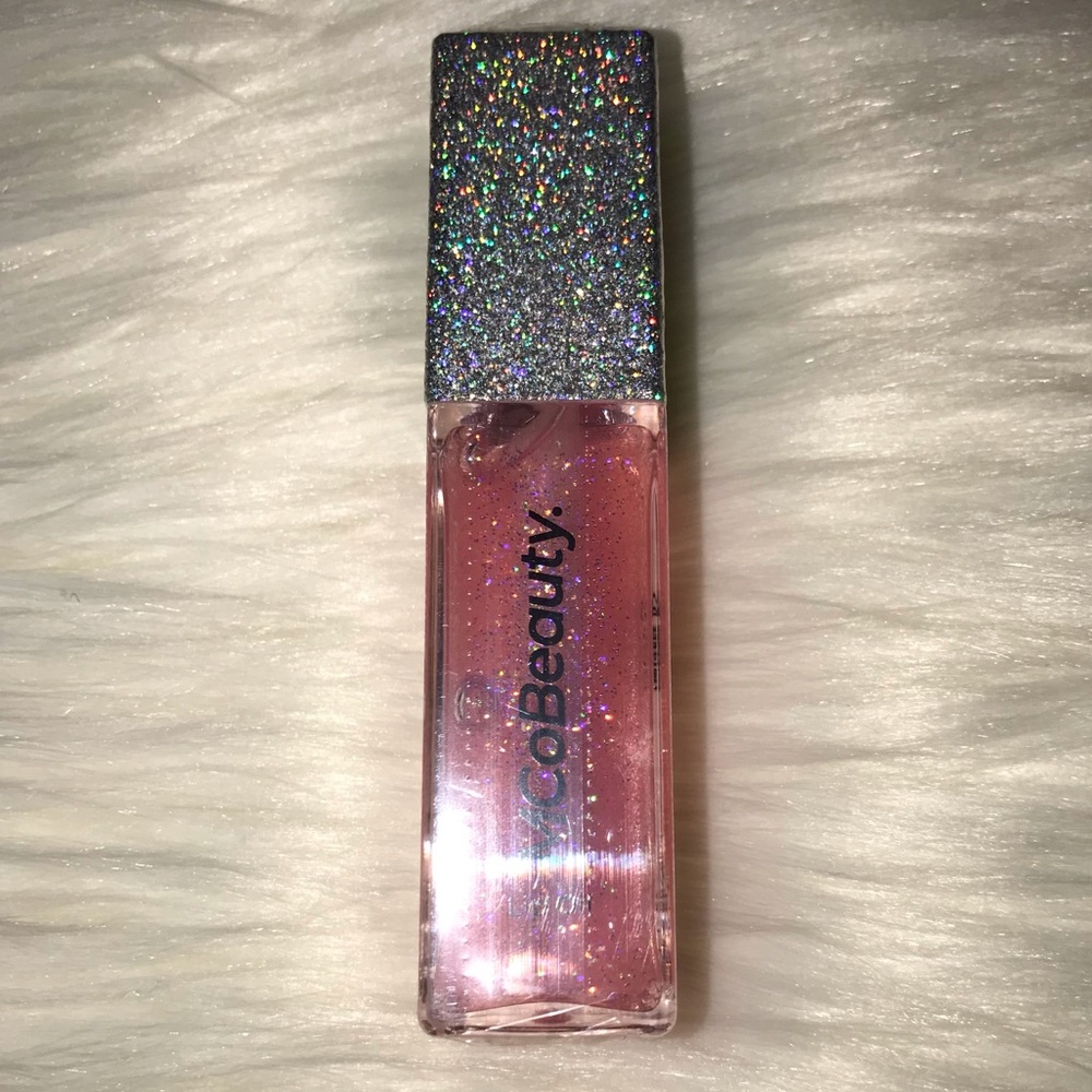 MCOBEAUTY Lip Gloss In Birthday Cake